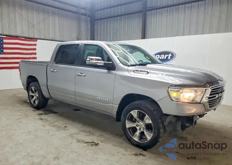 2024 Ram 1500 Laramie z USA, uszkodzony, nr VIN 1C6RREJT3RN219545